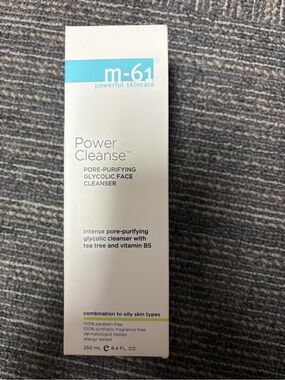 Power Cleanse Pore-Purifying Glycolic Face Cleanser - White/Blue